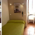 Du Soleil Hotel