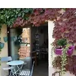 Du Soleil Hotel