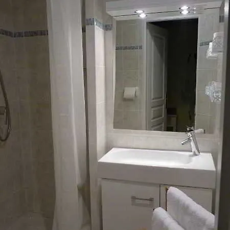 Du Soleil Hotel 2*